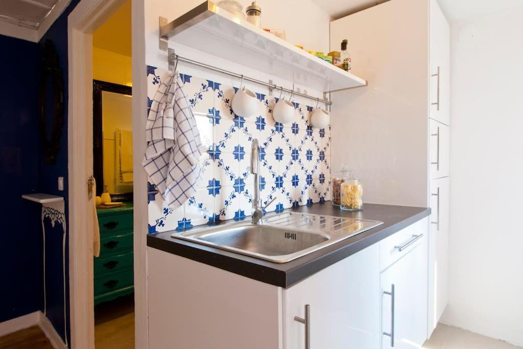 Lisbon Sant'Anna Apartments Rom bilde